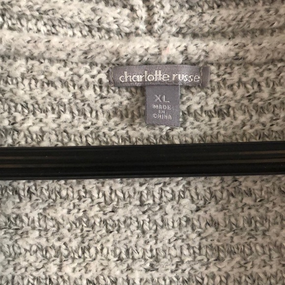 Long sleeve pull over jacket - Picture 3 of 4